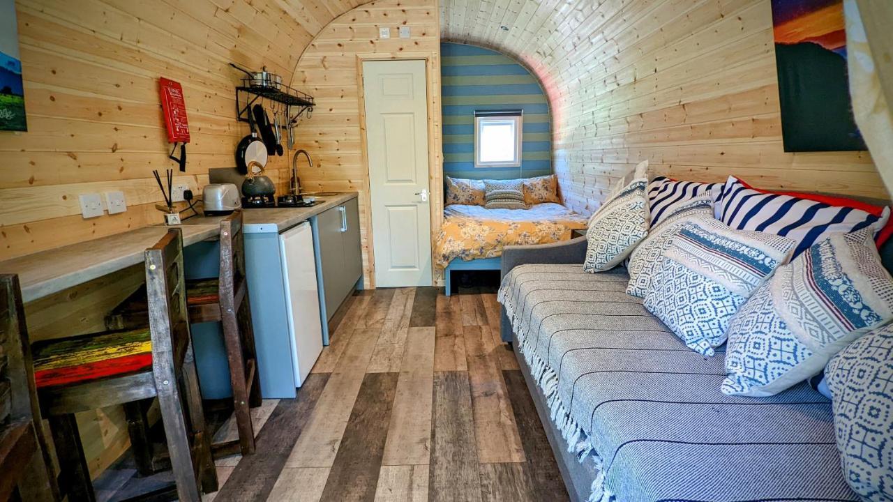 Emlyn'S Coppice - Luxury Woodland Glamping Villa Holywell  Exterior photo